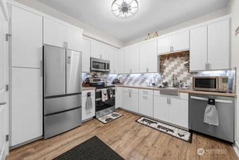 10218 45th Street E Edgewood WA 98372