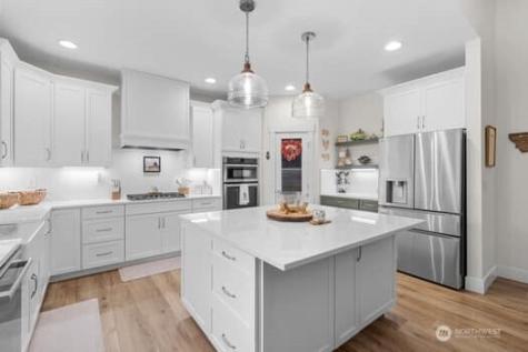 10218 45th Street E Edgewood WA 98372