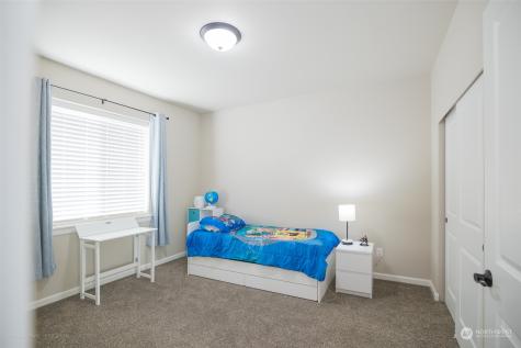 210 N 90th Avenue Yakima WA 98908