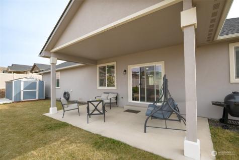 210 N 90th Avenue Yakima WA 98908