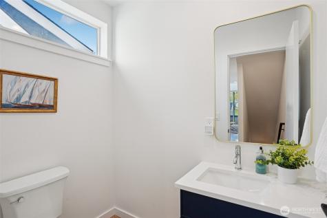 6211 12th Avenue NE Seattle WA 98115