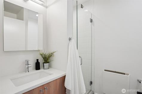 6211 12th Avenue NE Seattle WA 98115