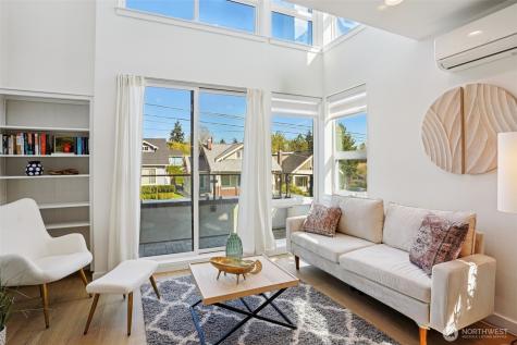6211 12th Avenue NE Seattle WA 98115