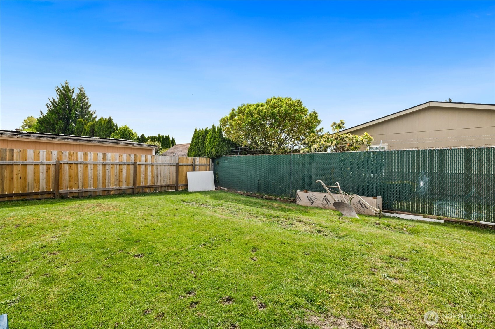 725 37th Street Ct SE Auburn WA 98002