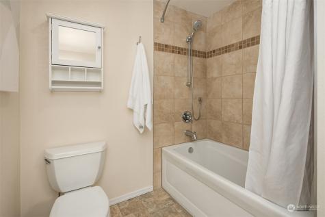 18208 NE 194th Street Woodinville WA 98077
