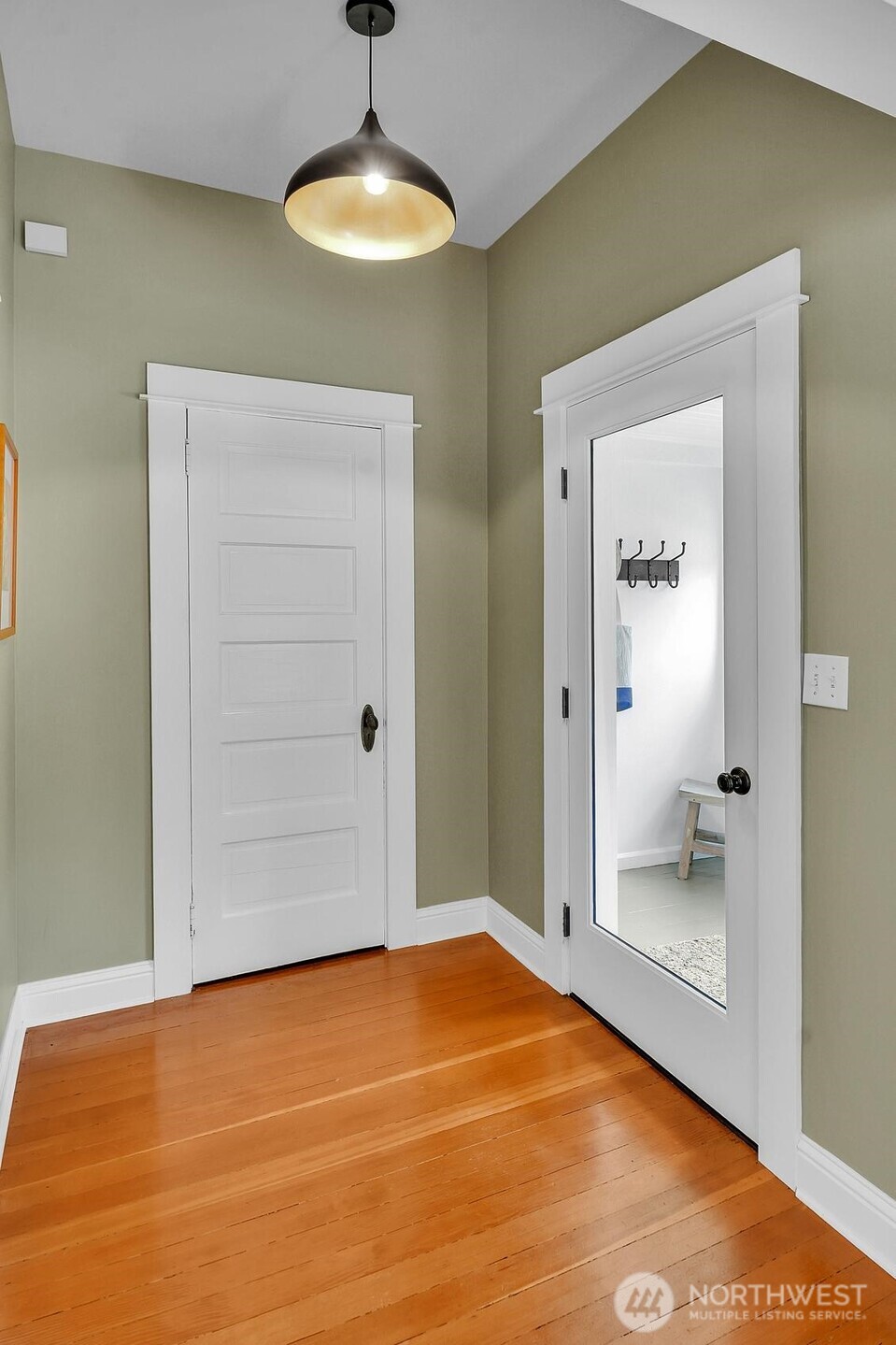 511 N 82nd Street Seattle WA 98103
