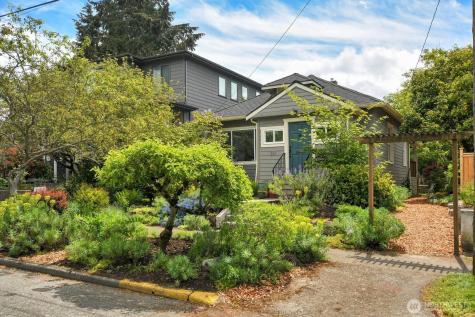 511 N 82nd Street Seattle WA 98103