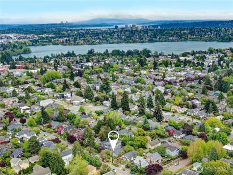 511 N 82nd Street Seattle WA 98103