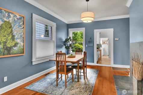 511 N 82nd Street Seattle WA 98103