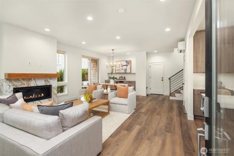 637 18th Avenue W Kirkland WA 98033