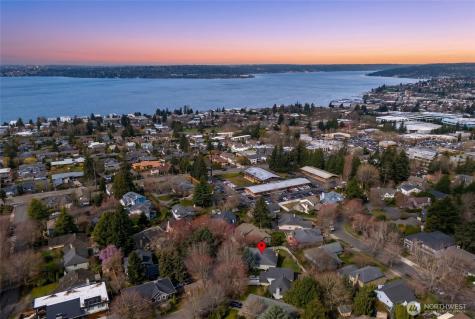 6304 110th Avenue NE Kirkland WA 98033