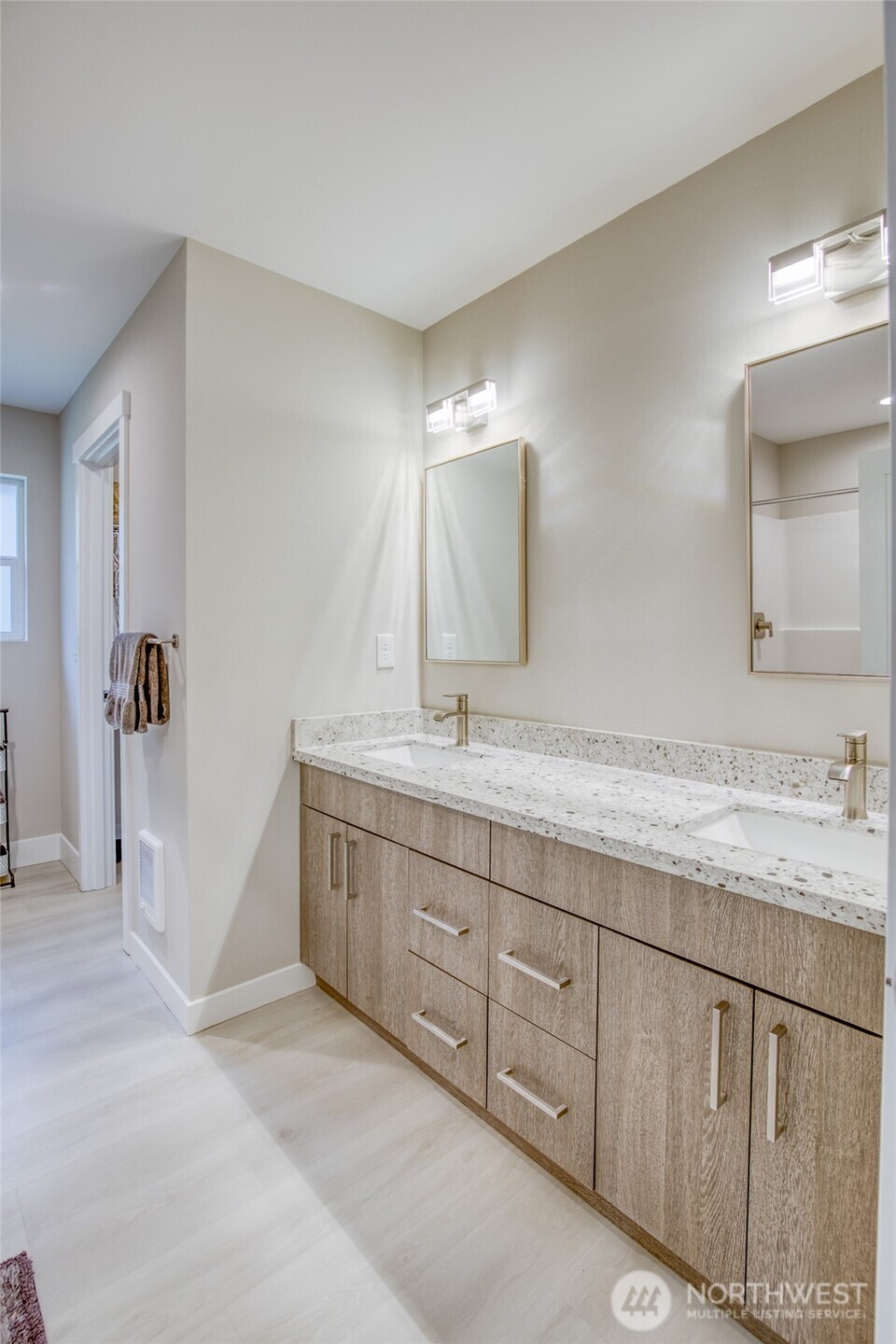 725 Wood Duck Avenue SE Ocean Shores WA 98569