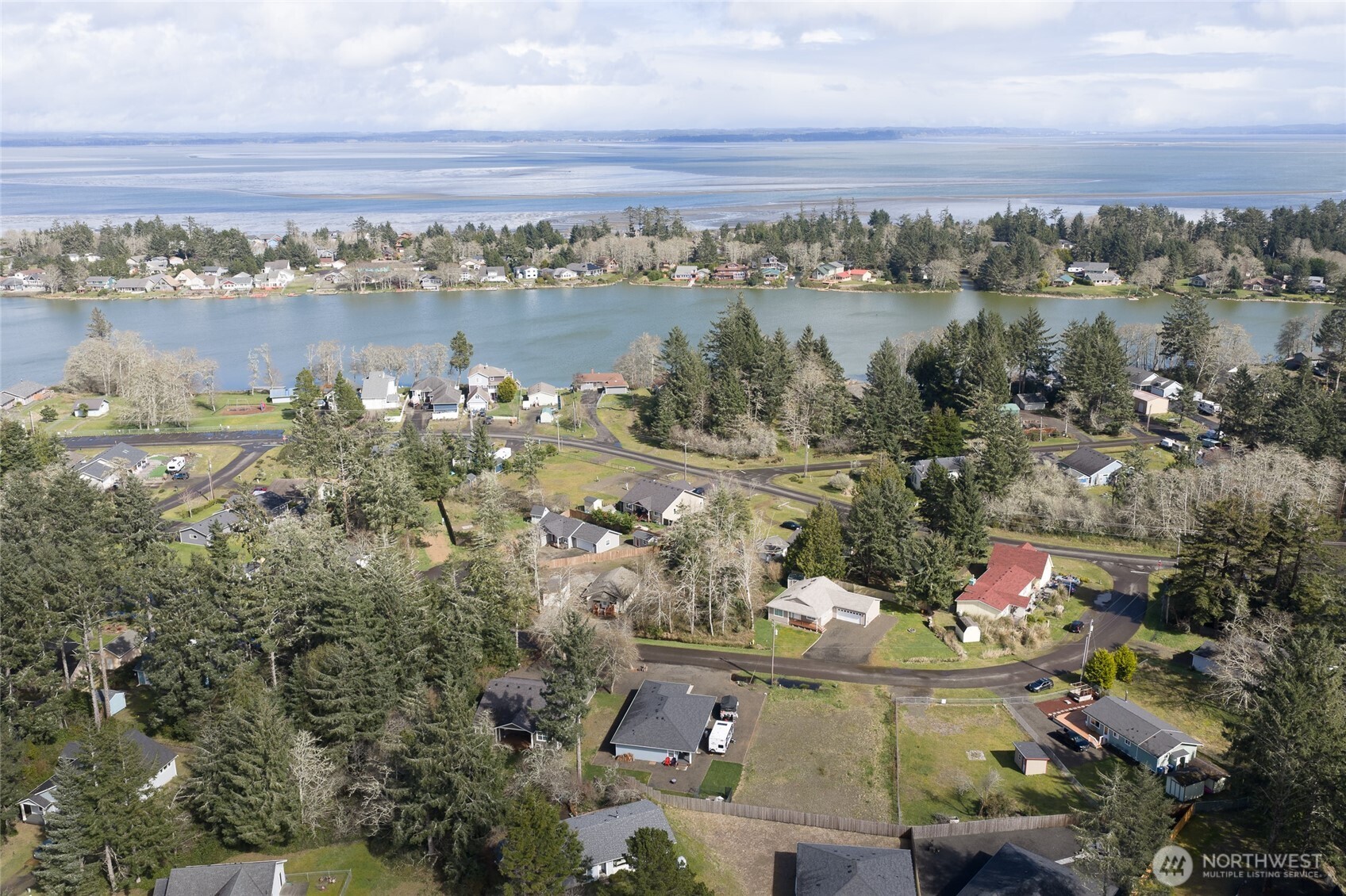 725 Wood Duck Avenue SE Ocean Shores WA 98569