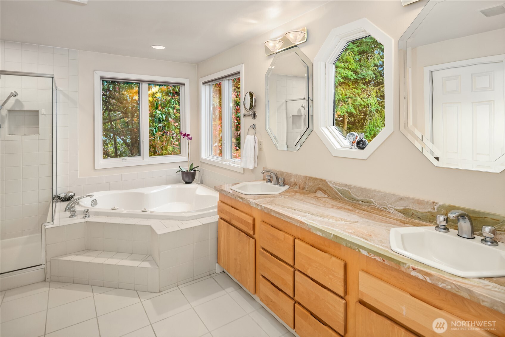 10211 NE 59th Street Kirkland WA 98033