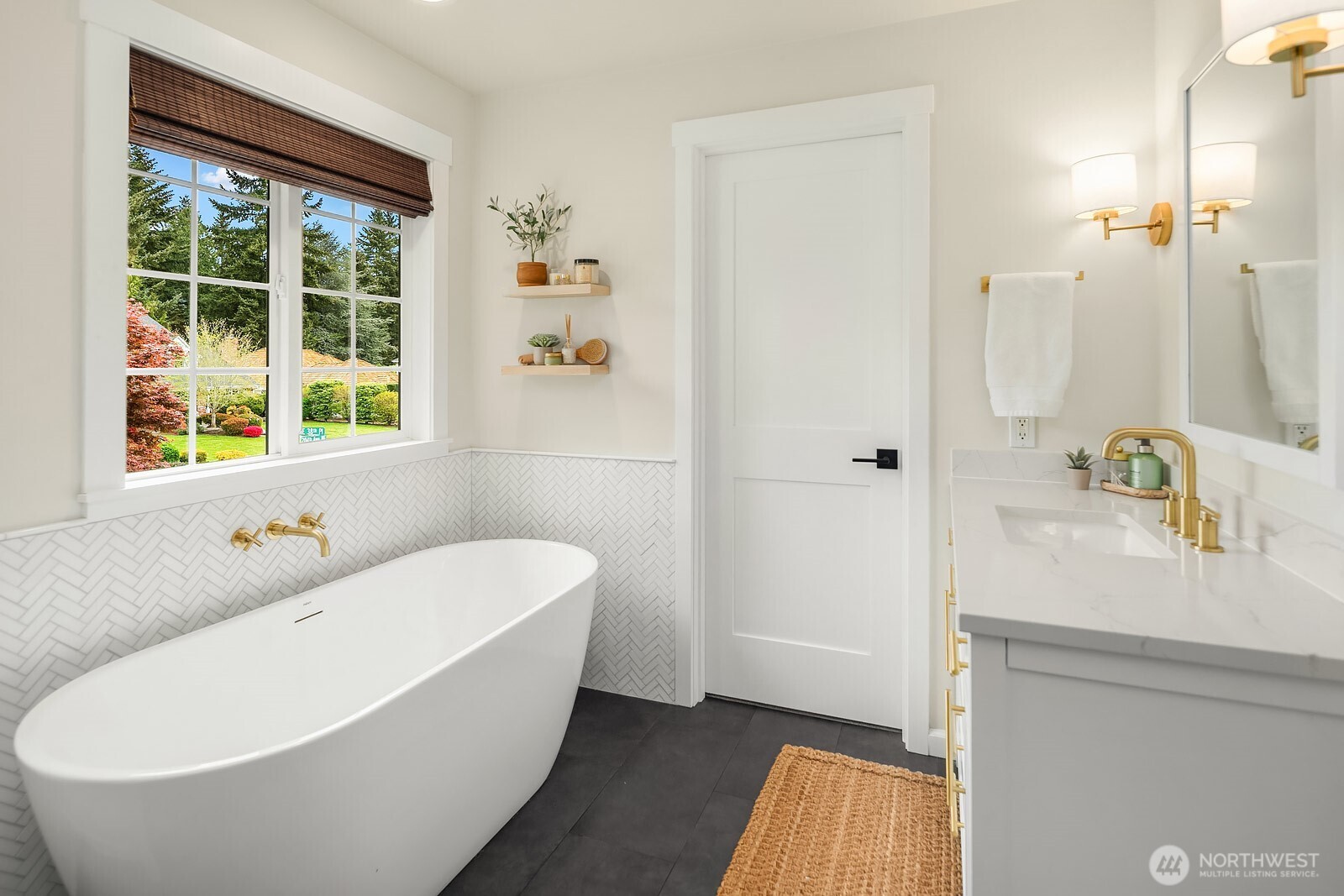 3819 204th Avenue NE Sammamish WA 98074