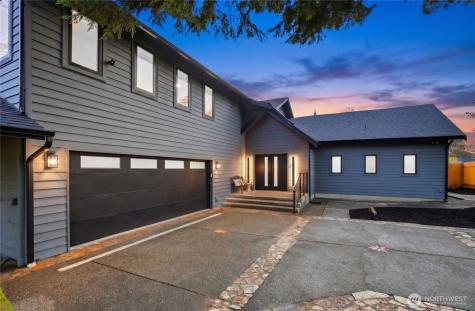130 203rd Place SW Lynnwood WA 98036