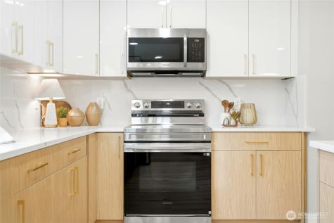 130 203rd Place SW Lynnwood WA 98036