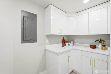 130 203rd Place SW Lynnwood WA 98036