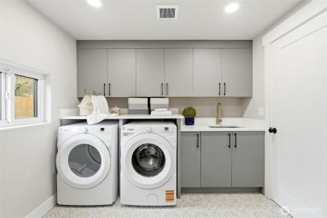 130 203rd Place SW Lynnwood WA 98036