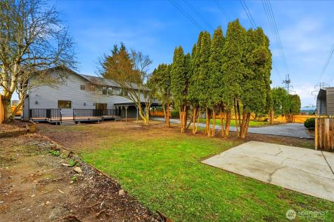 130 203rd Place SW Lynnwood WA 98036