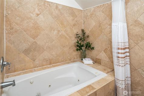 524 7th Avenue Kirkland WA 98033