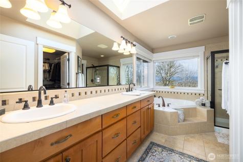 12625 6th Avenue NE Tulalip WA 98271