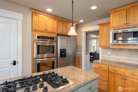 12625 6th Avenue NE Tulalip WA 98271