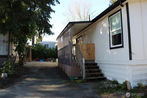415 Lakeview Lynnwood WA 98087