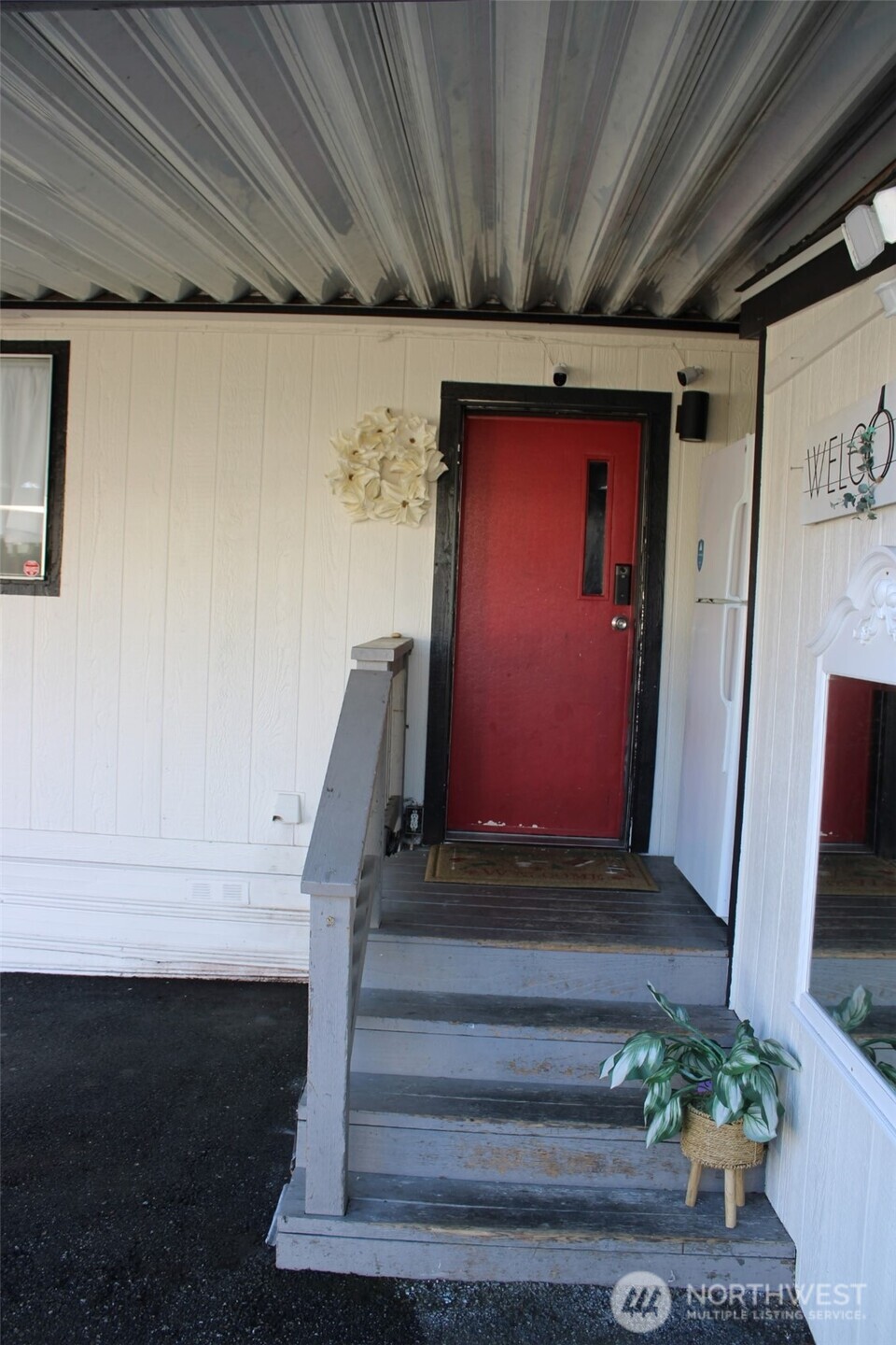 415 Lakeview Lynnwood WA 98087