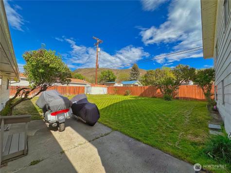 1113 River Drive Coulee Dam WA 99116