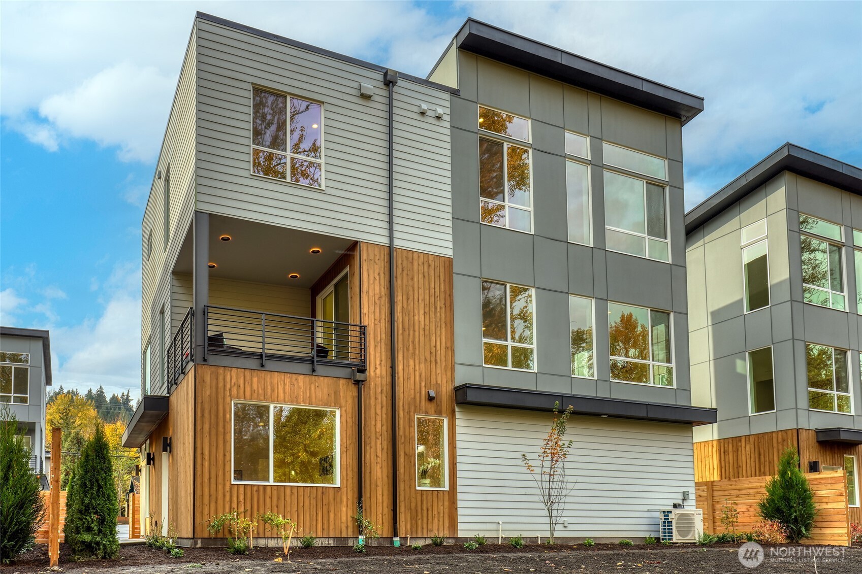10628 E Riverside Drive Bothell WA 98011
