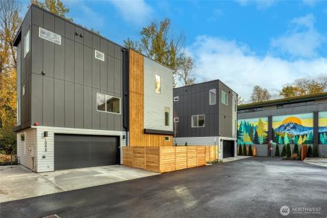 10628 E Riverside Drive Bothell WA 98011