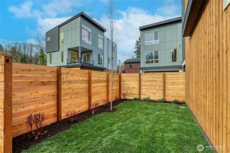 10628 E Riverside Drive Bothell WA 98011
