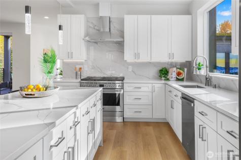 10628 E Riverside Drive Bothell WA 98011