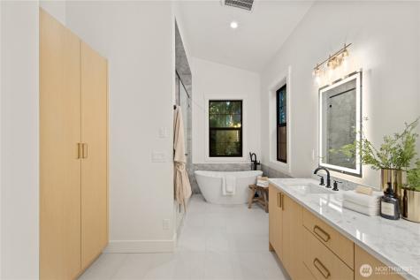 16654 NE 12th Street Bellevue WA 98008