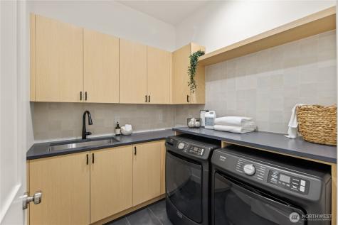 16654 NE 12th Street Bellevue WA 98008