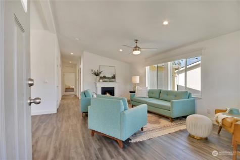 2048 Paradise Avenue Enumclaw WA 98022