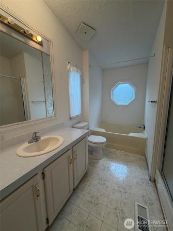 100 Leisure Drive Aberdeen WA 98520