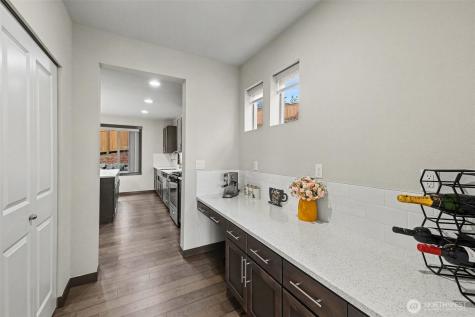 18320 3rd Drive SE Bothell WA 98012