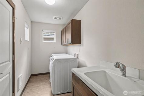 18320 3rd Drive SE Bothell WA 98012