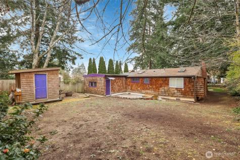 13722 Interlake Avenue N Seattle WA 98133