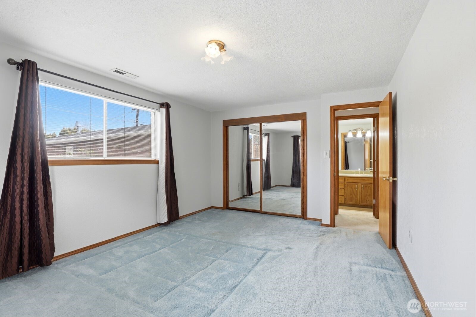 119 N 46th Avenue Yakima WA 98908