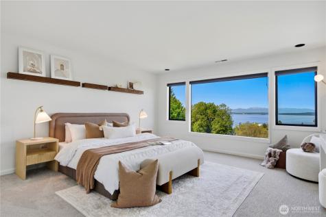 9354 California Drive SW Seattle WA 98136