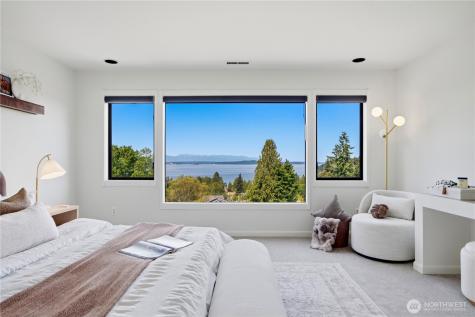 9354 California Drive SW Seattle WA 98136