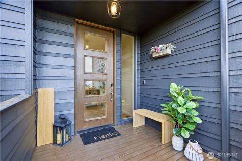 9354 California Drive SW Seattle WA 98136