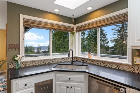 4611 76th Street SW Mukilteo WA 98275