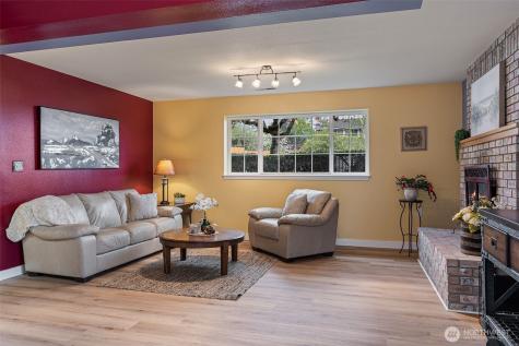 4611 76th Street SW Mukilteo WA 98275