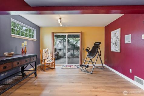 4611 76th Street SW Mukilteo WA 98275