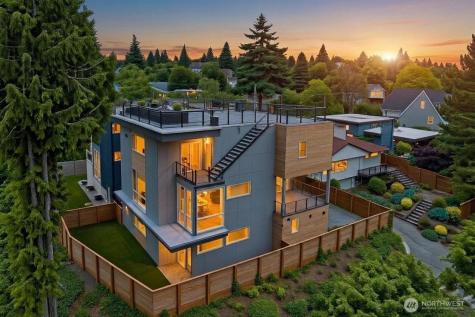 3319 W Elmore Street Seattle WA 98199