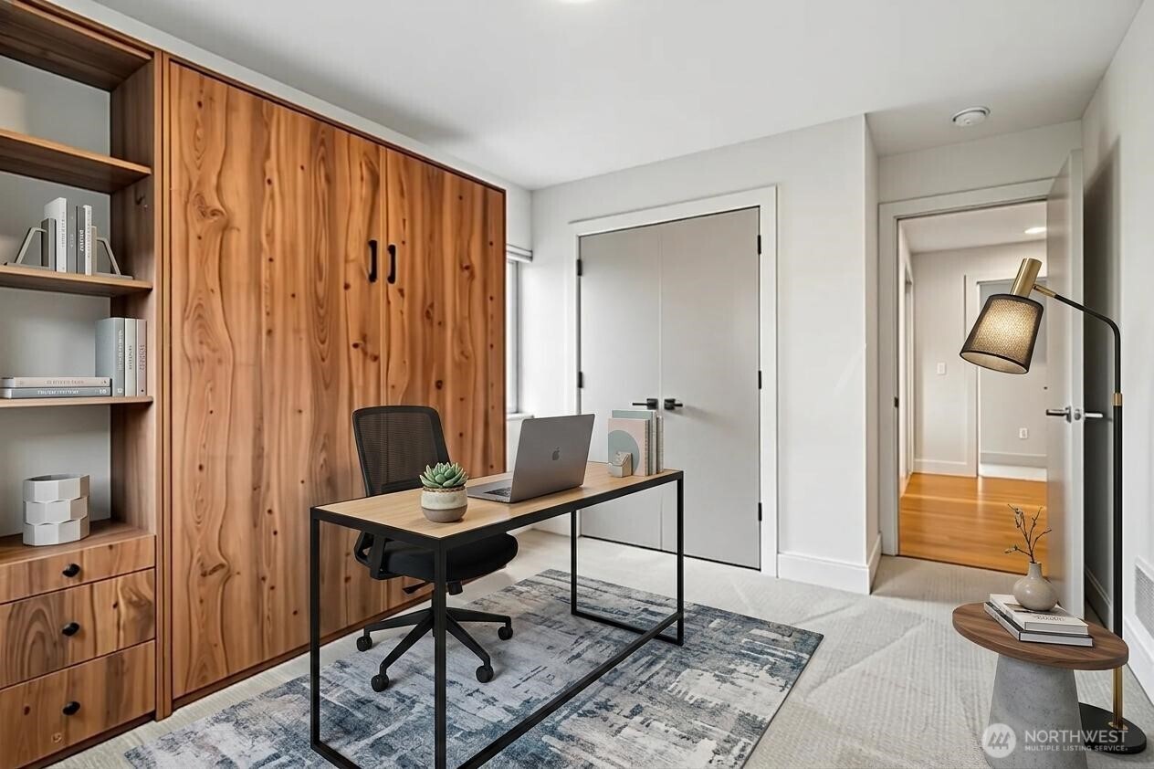 3319 W Elmore Street Seattle WA 98199